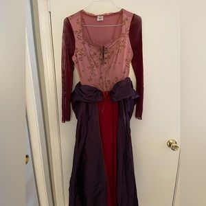 Sarah Sanderson Hocus Pocus Disney branded witch costume